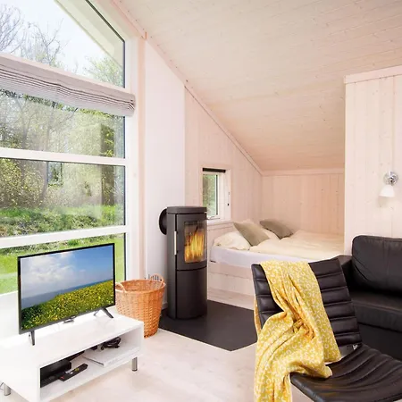 Modernes Strandhaus Fuer 8 Personen *