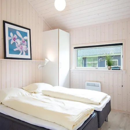 Apartmán Modernes Strandhaus Fuer 8 Personen *